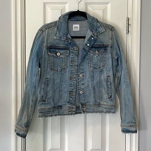 Zara Medium Wash Distressed Denim Jacket